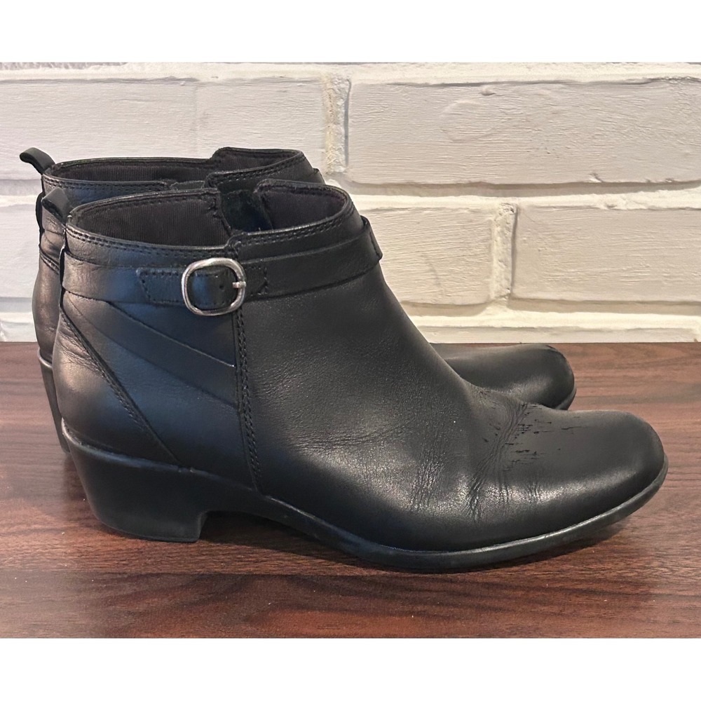 Clarks Collection Malia Hawthorn Black Leather Ankle Boots Buckle Side Zip 8.5M